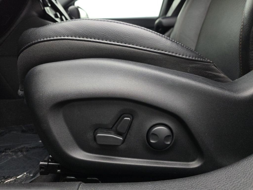 2023 Jeep Compass Latitude Lux FWD