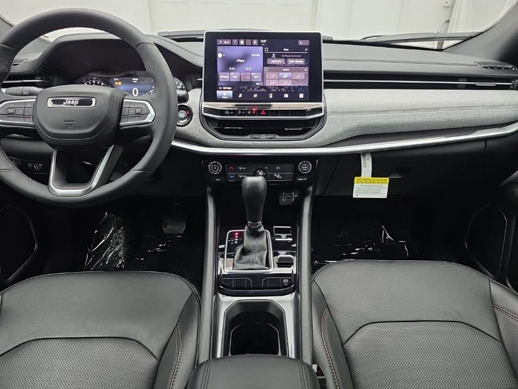 2023 Jeep Compass Latitude Lux FWD