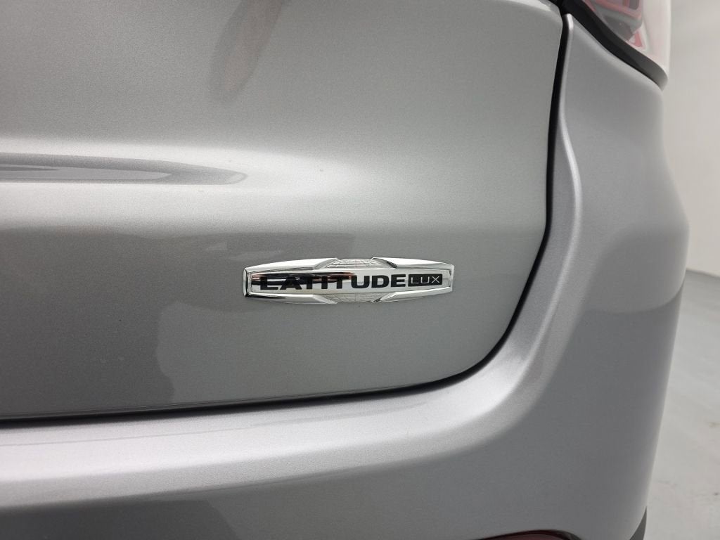 2023 Jeep Compass Latitude Lux FWD