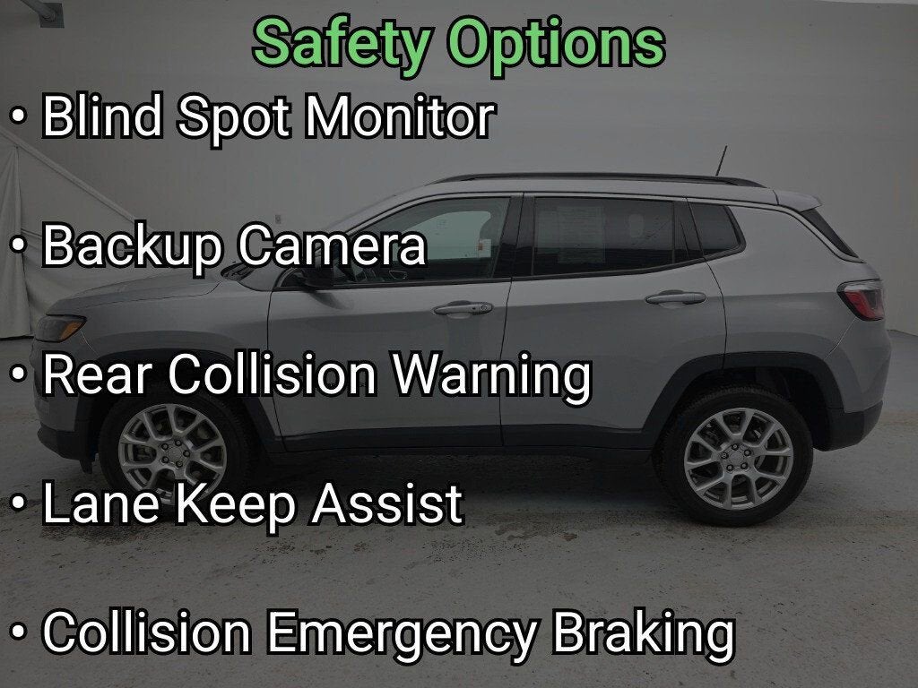 2023 Jeep Compass Latitude Lux FWD