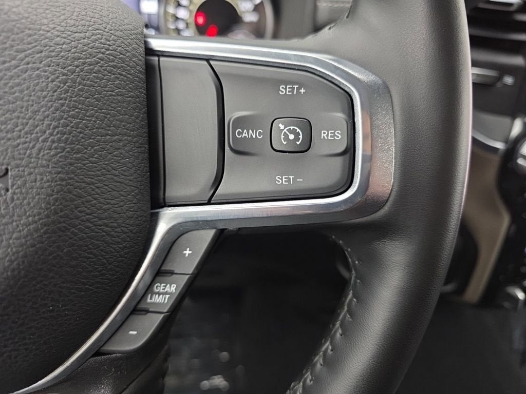 2024 RAM 2500 Laramie Crew Cab 4x4 6'4" Box