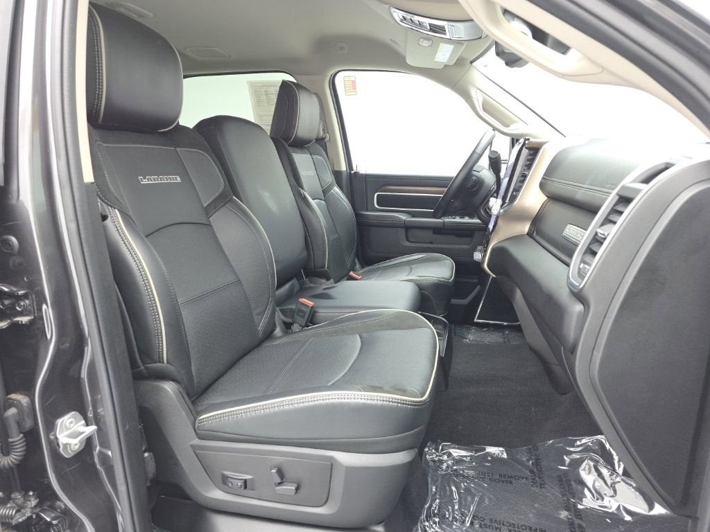 2024 RAM 2500 Laramie Crew Cab 4x4 6'4" Box