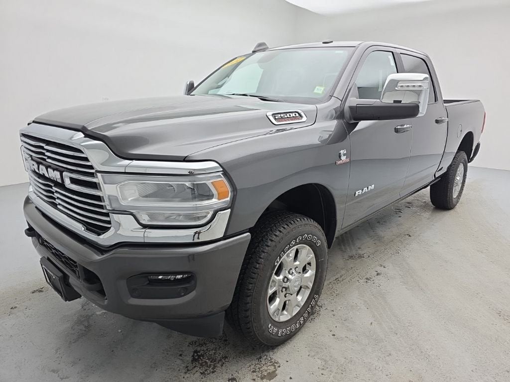 2024 RAM 2500 Laramie Crew Cab 4x4 6'4" Box