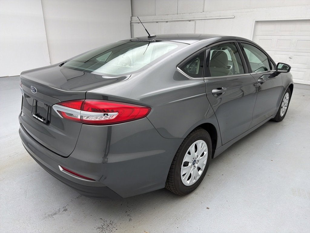 2019 Ford Fusion S