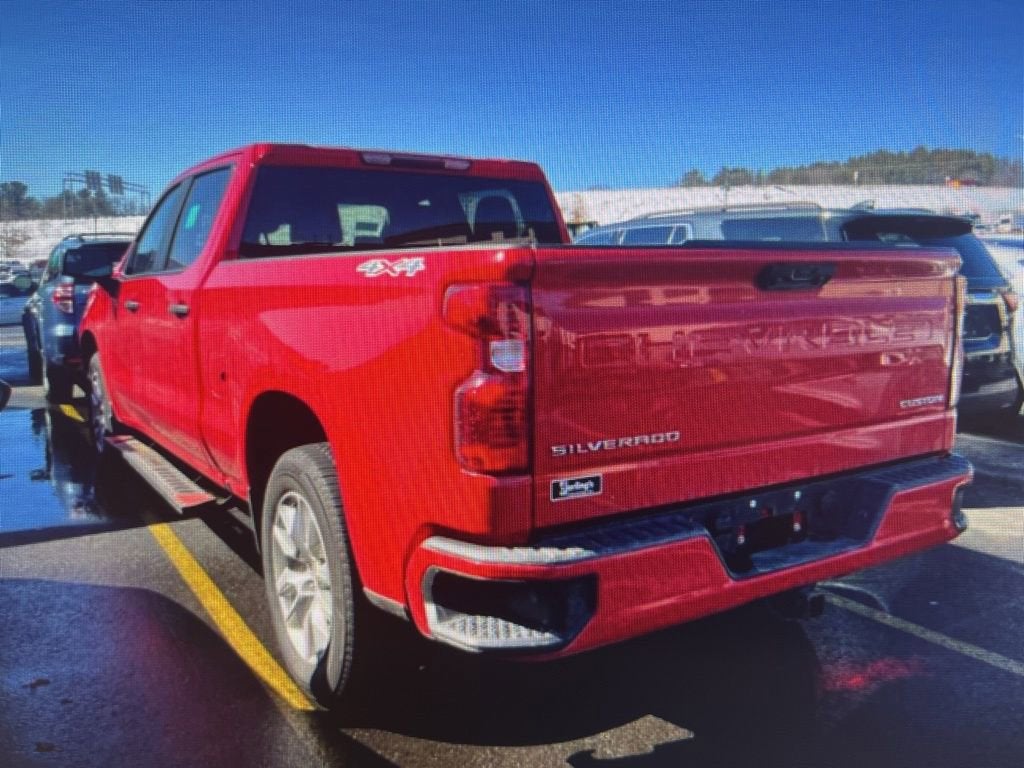 2024 Chevrolet Silverado 1500 Custom