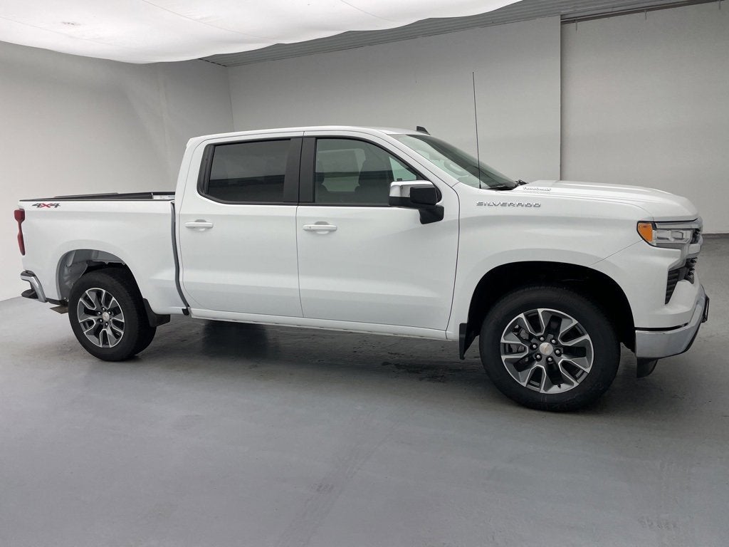 2025 Chevrolet Silverado 1500 LT (2FL)