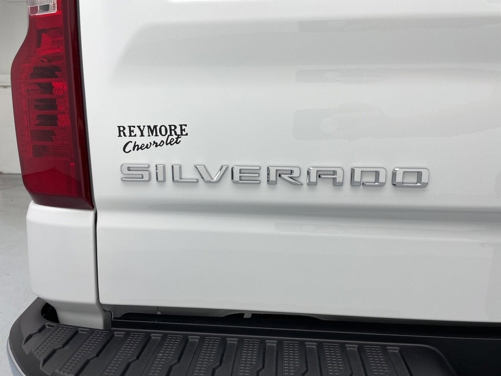 2025 Chevrolet Silverado 1500 LT (2FL)