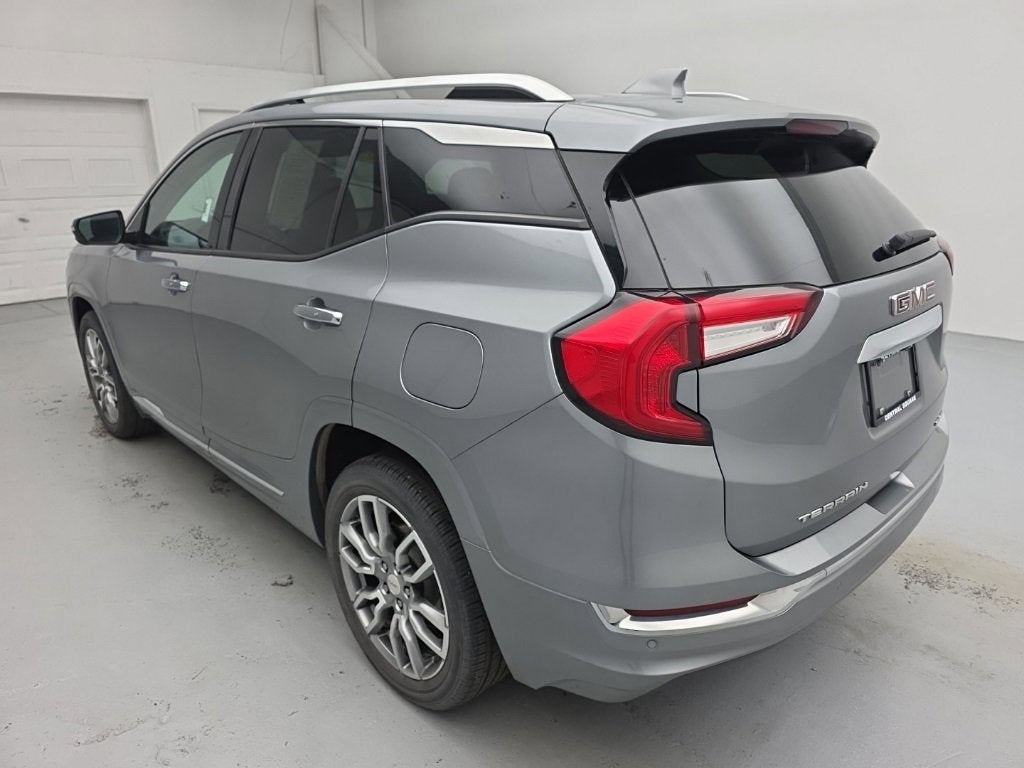2023 GMC Terrain Denali