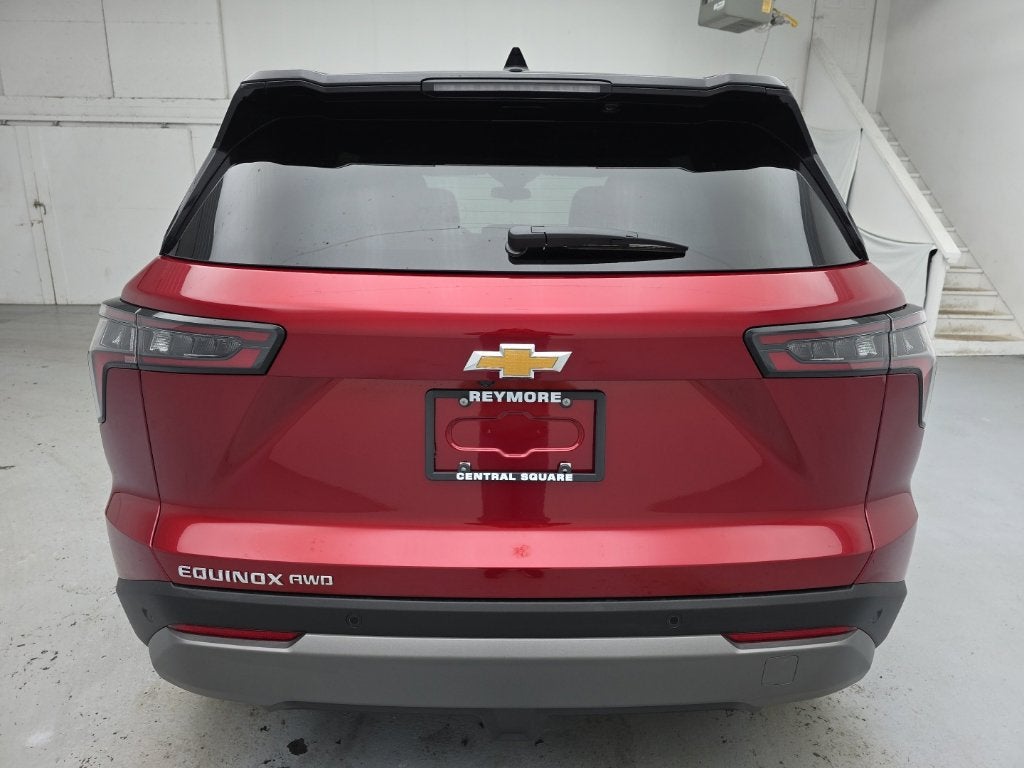 2027 Chevrolet Equinox LT - Photo 11