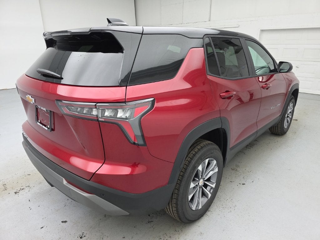 2027 Chevrolet Equinox LT - Photo 12