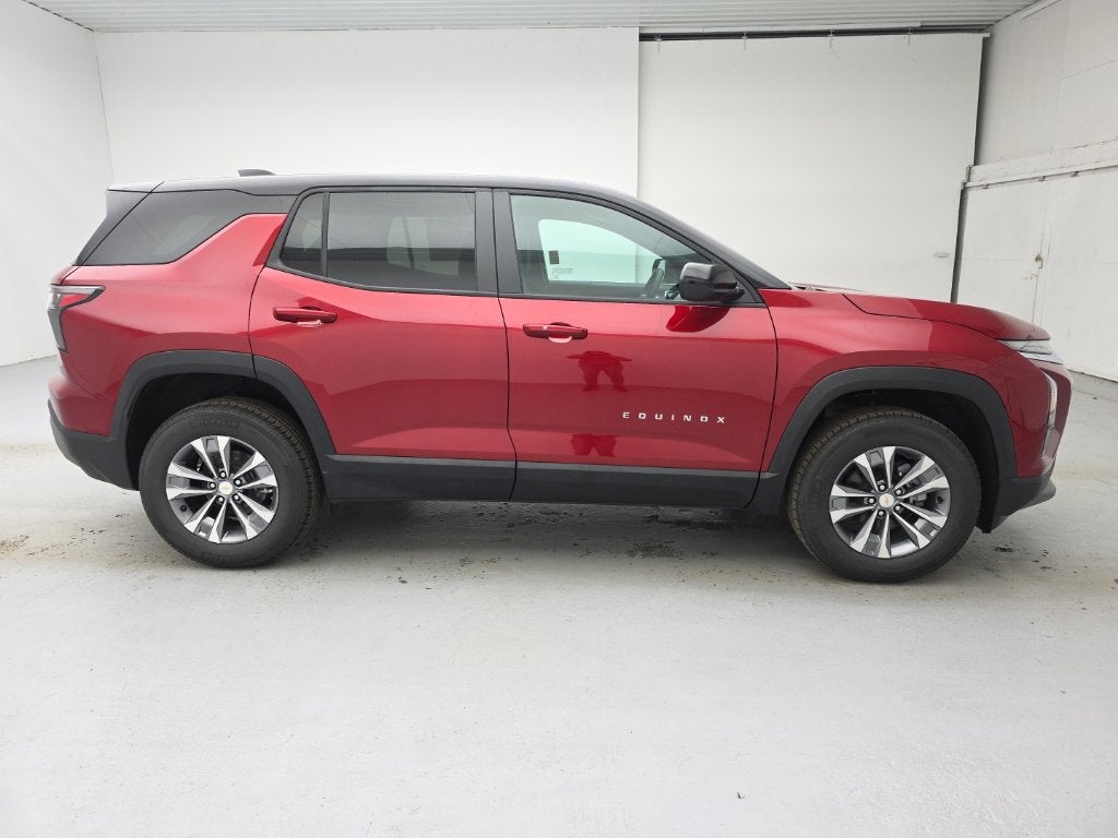 2027 Chevrolet Equinox LT - Photo 13