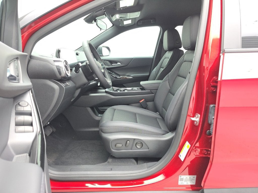 2027 Chevrolet Equinox LT - Photo 14