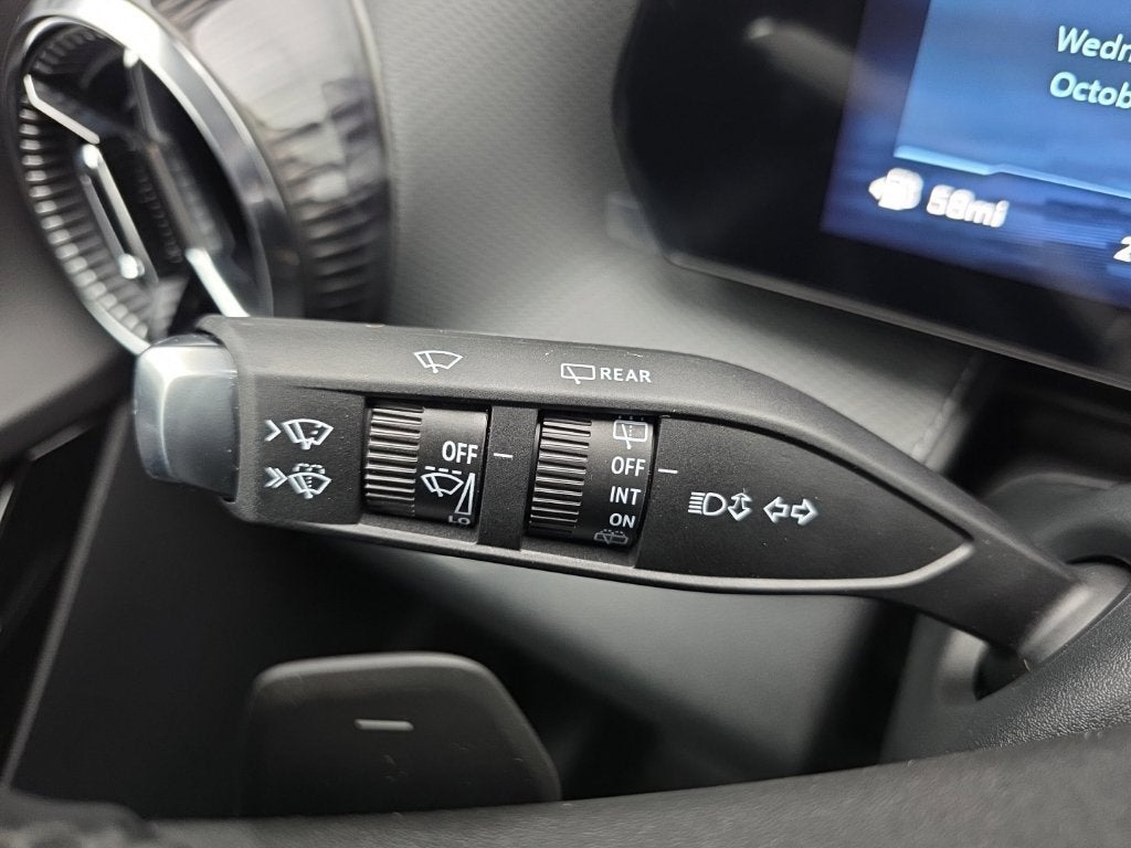 2027 Chevrolet Equinox LT - Photo 29