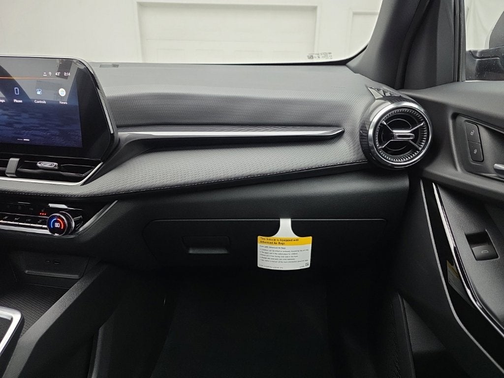 2027 Chevrolet Equinox LT - Photo 44