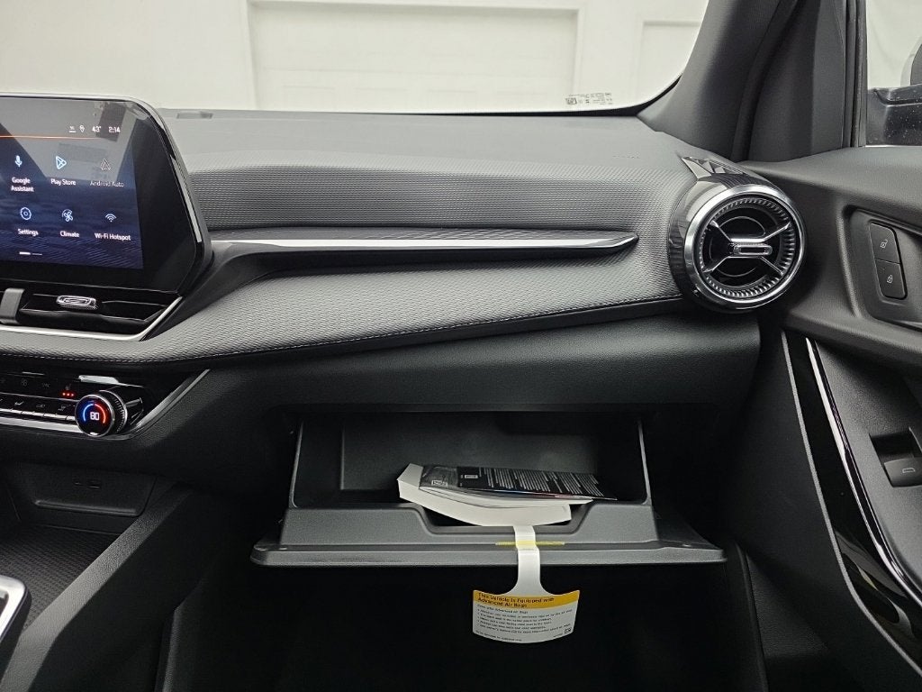 2027 Chevrolet Equinox LT - Photo 45
