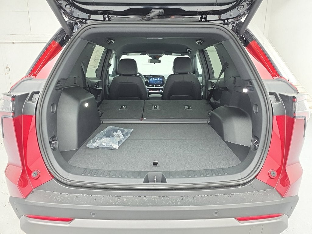 2027 Chevrolet Equinox LT - Photo 52