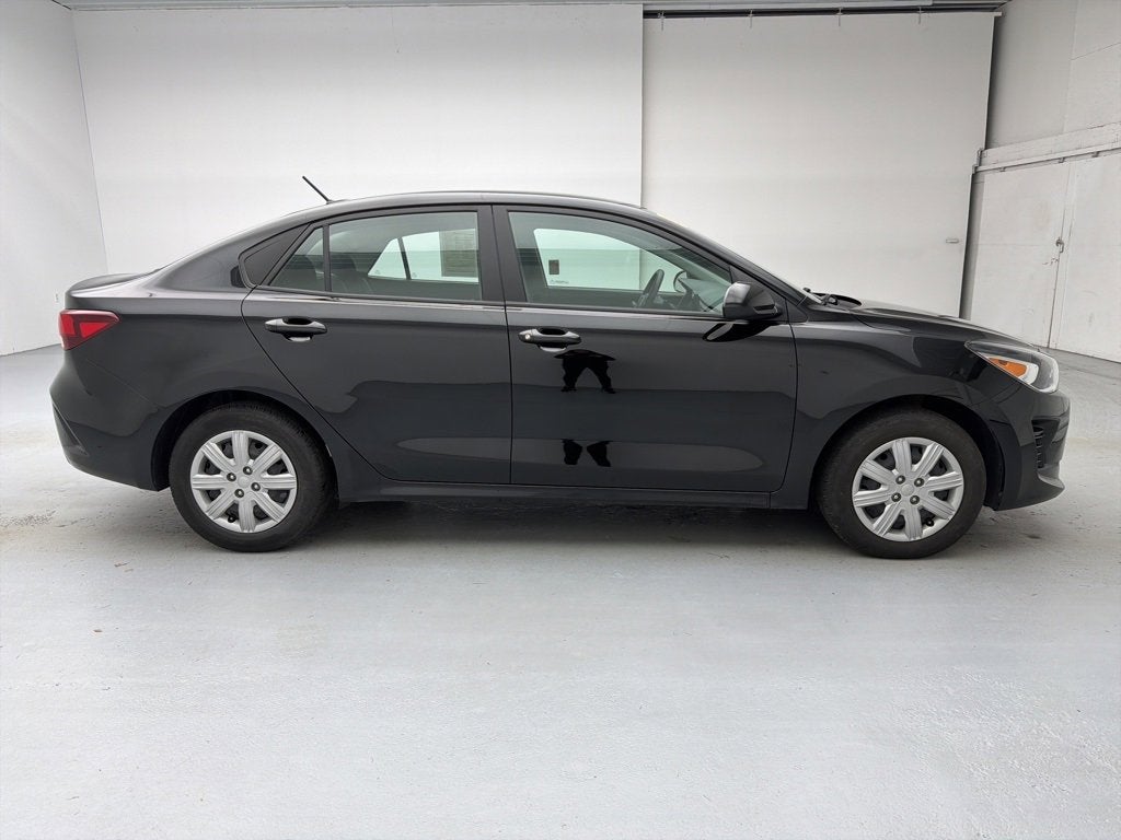 2022 Kia Rio LX