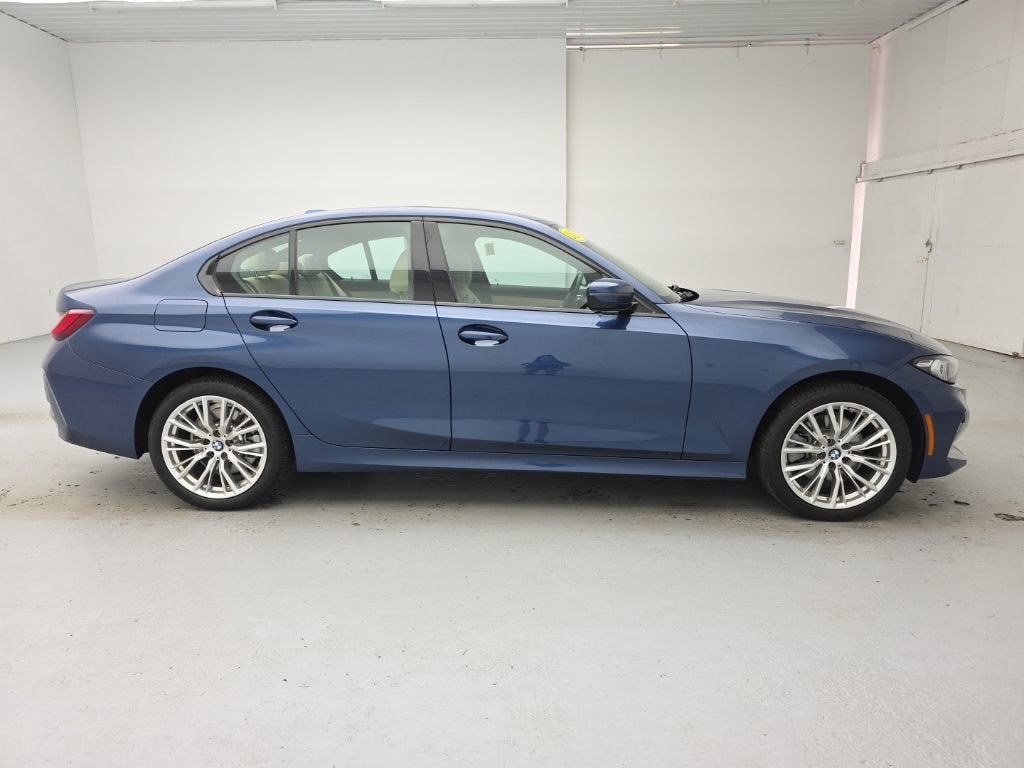 2023 BMW 330i xDrive