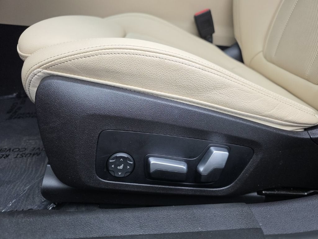 2023 BMW 330i xDrive
