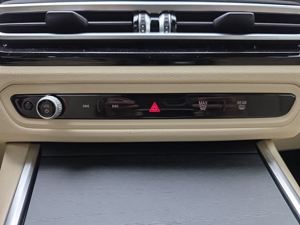 2023 BMW 330i xDrive