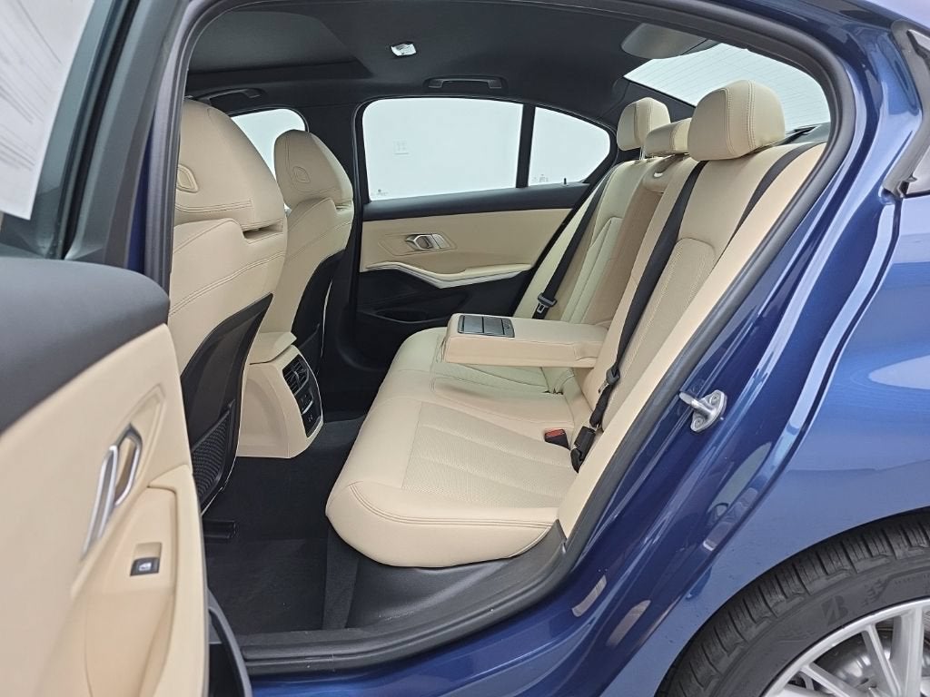 2023 BMW 330i xDrive