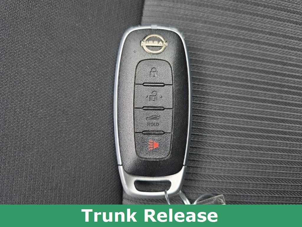 2024 Nissan Sentra SV Xtronic CVT