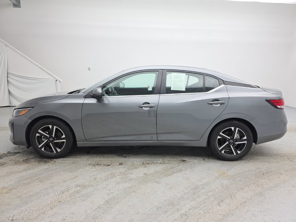 2024 Nissan Sentra SV Xtronic CVT