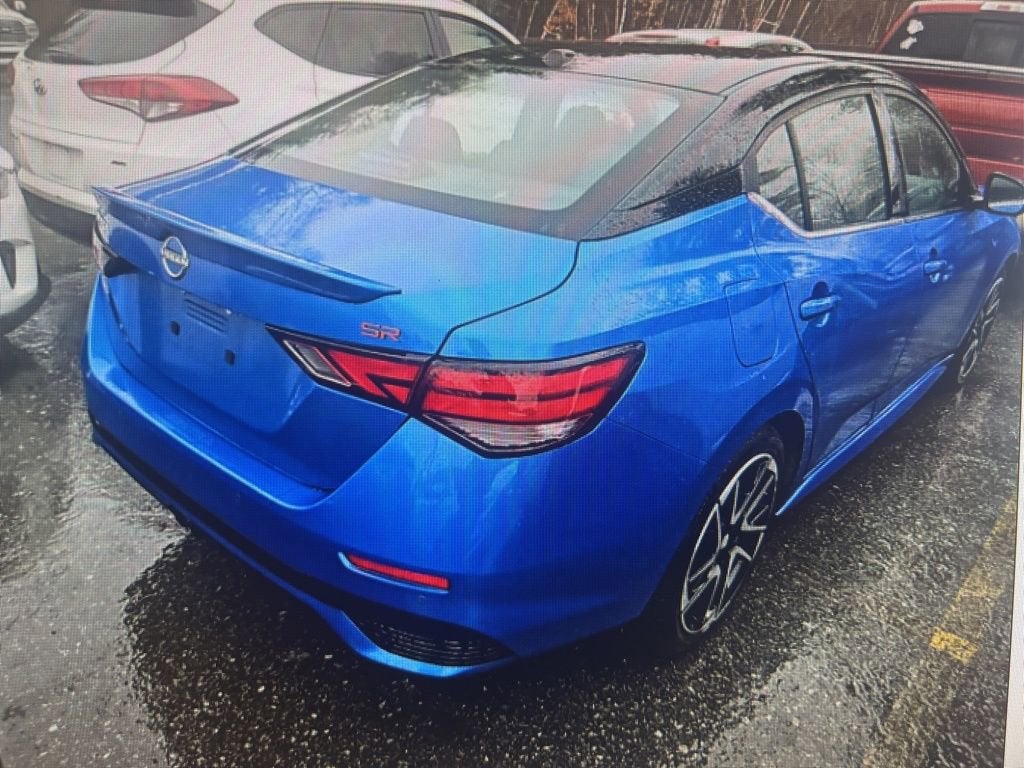 2024 Nissan Sentra SR Xtronic CVT