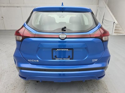 2022 Nissan Kicks S Xtronic CVT