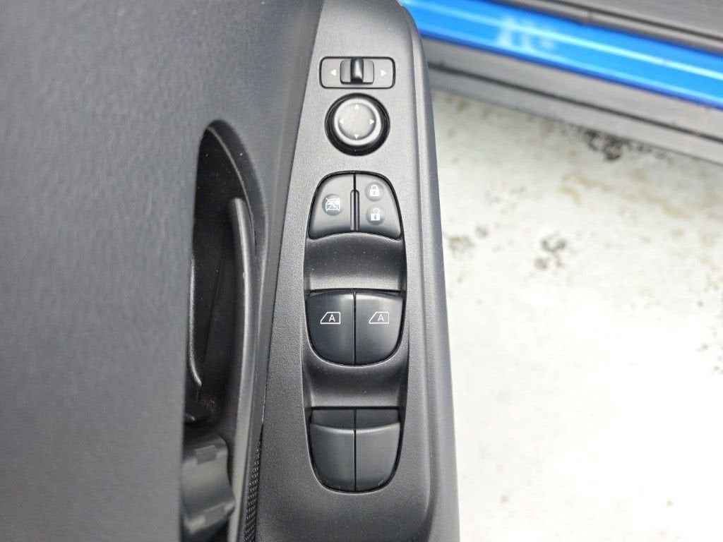 2022 Nissan Kicks S Xtronic CVT