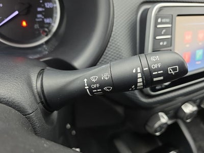 2022 Nissan Kicks S Xtronic CVT