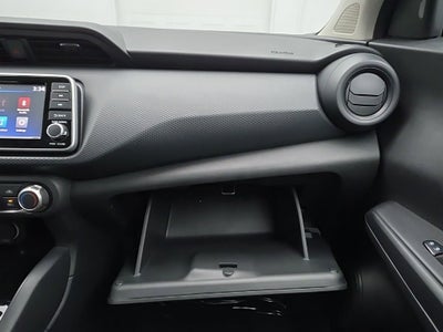 2022 Nissan Kicks S Xtronic CVT