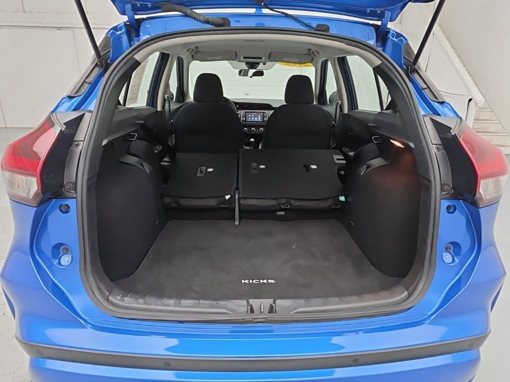 2022 Nissan Kicks S Xtronic CVT