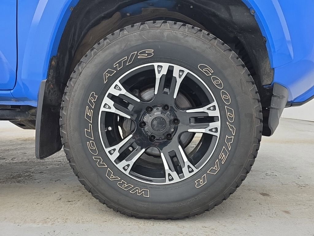 2020 Toyota Tacoma SR5 V6