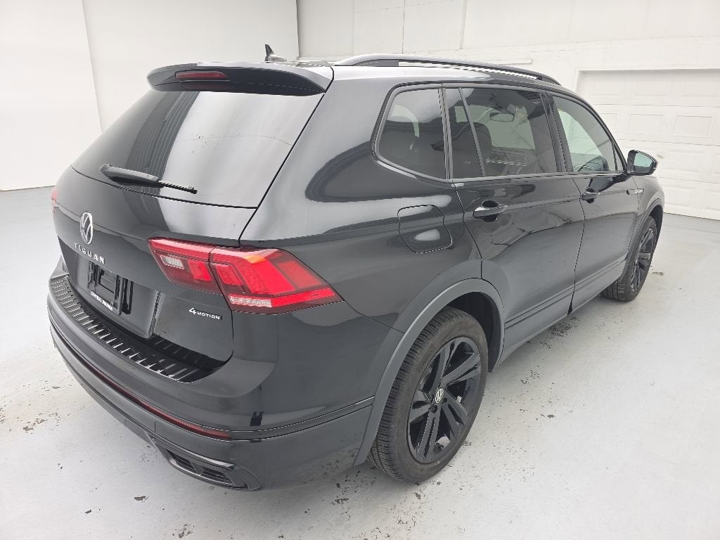 2024 Volkswagen Tiguan 2.0T SE R-Line Black