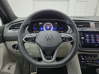 2024 Volkswagen Tiguan 2.0T SE R-Line Black