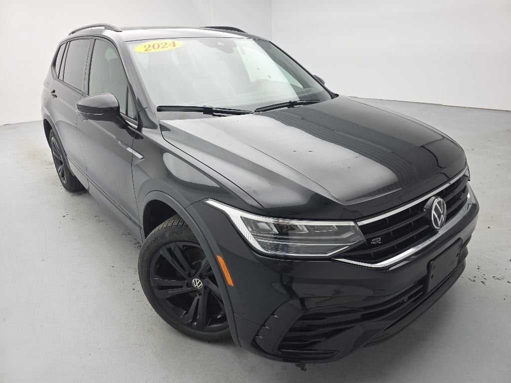 2024 Volkswagen Tiguan 2.0T SE R-Line Black