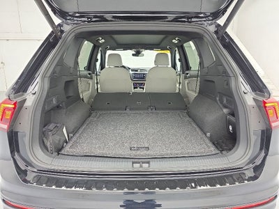 2024 Volkswagen Tiguan 2.0T SE R-Line Black