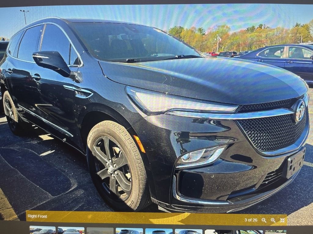 2024 Buick Enclave Essence