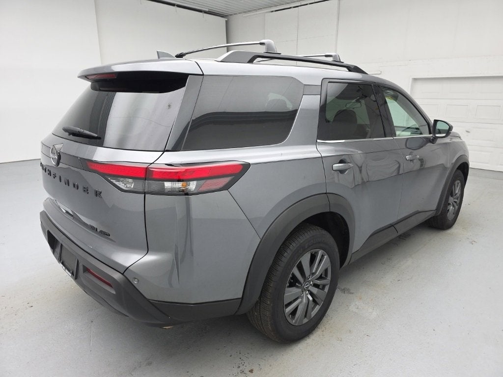 2023 Nissan Pathfinder SV 4WD