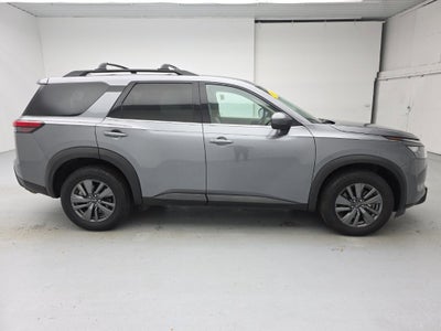 2023 Nissan Pathfinder SV 4WD