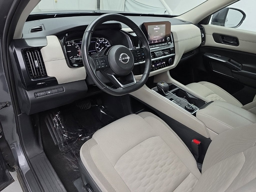 2023 Nissan Pathfinder SV 4WD