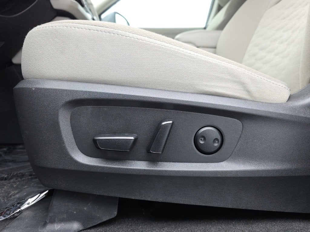 2023 Nissan Pathfinder SV 4WD