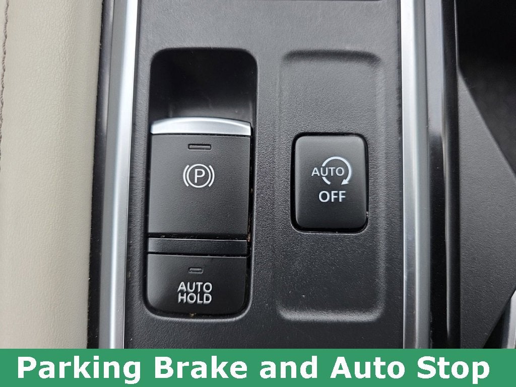 2023 Nissan Pathfinder SV 4WD