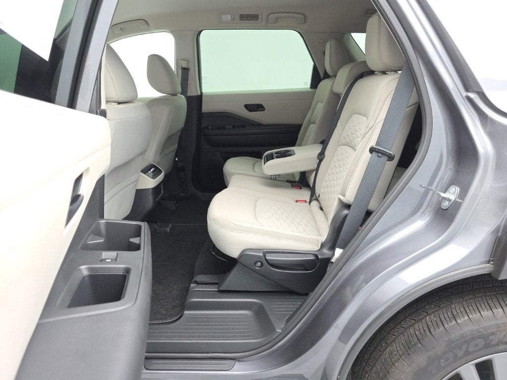 2023 Nissan Pathfinder SV 4WD