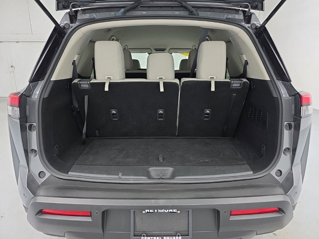 2023 Nissan Pathfinder SV 4WD