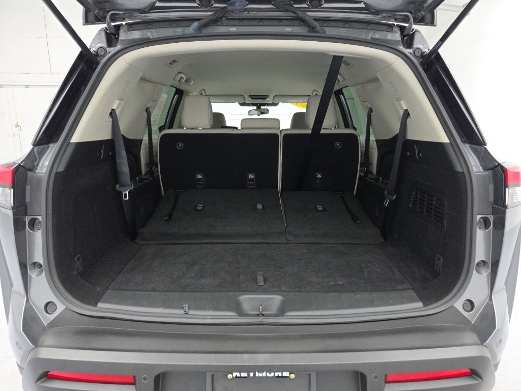 2023 Nissan Pathfinder SV 4WD