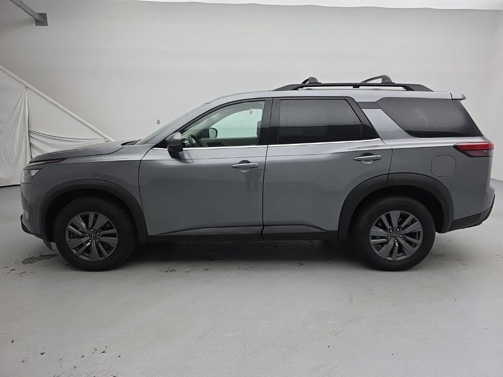 2023 Nissan Pathfinder SV 4WD