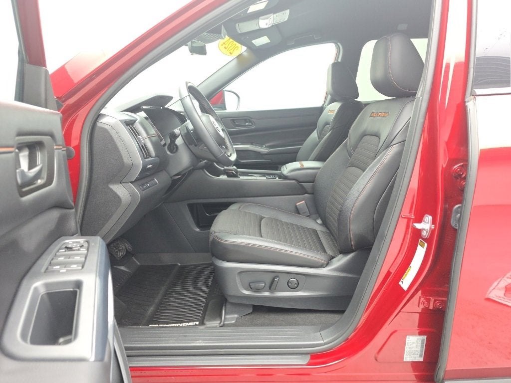 2024 Nissan Pathfinder Rock Creek 4WD