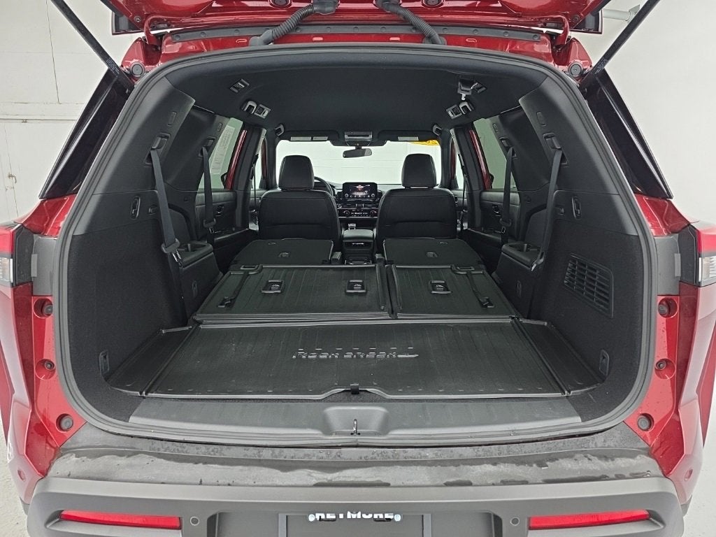 2024 Nissan Pathfinder Rock Creek 4WD